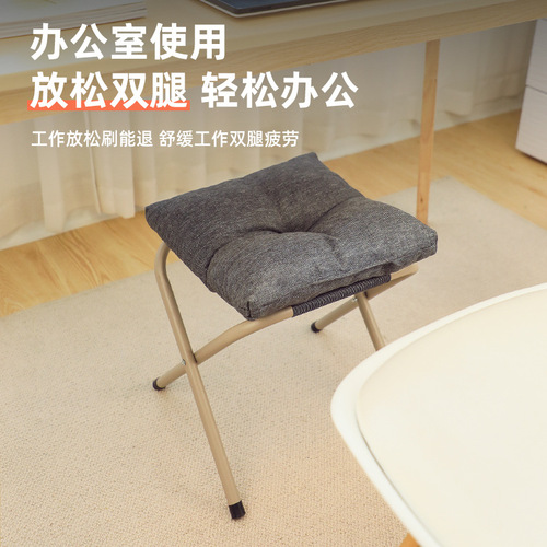 Wholesale small stool, footrest, low stool, foot rest under the office table, nap, nap, sofa, footstool, and shoes.