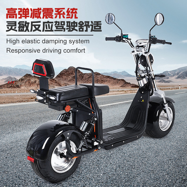 Travel electric car for elderly for leisure