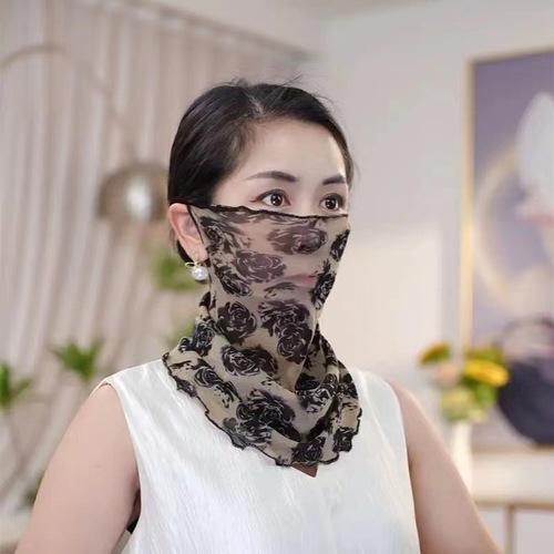 Summer Sun Protection Face Mask and Neck Gaiter for Women, Fashion Full-Face Covering, Thin Satin Scarf, New Versatile Model