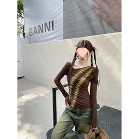 复古辣妹不规则斜领抽皱印花修身显瘦磨毛内搭打底衫上衣