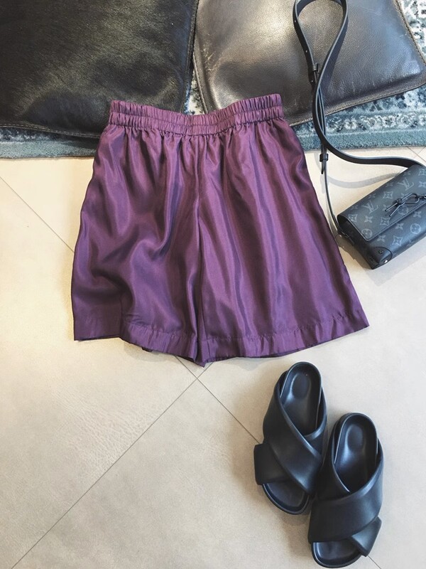 Niche Designer Power Spun Cotton Lined High Waist Shorts H27109