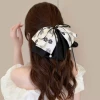 3# White Camellia Streamer