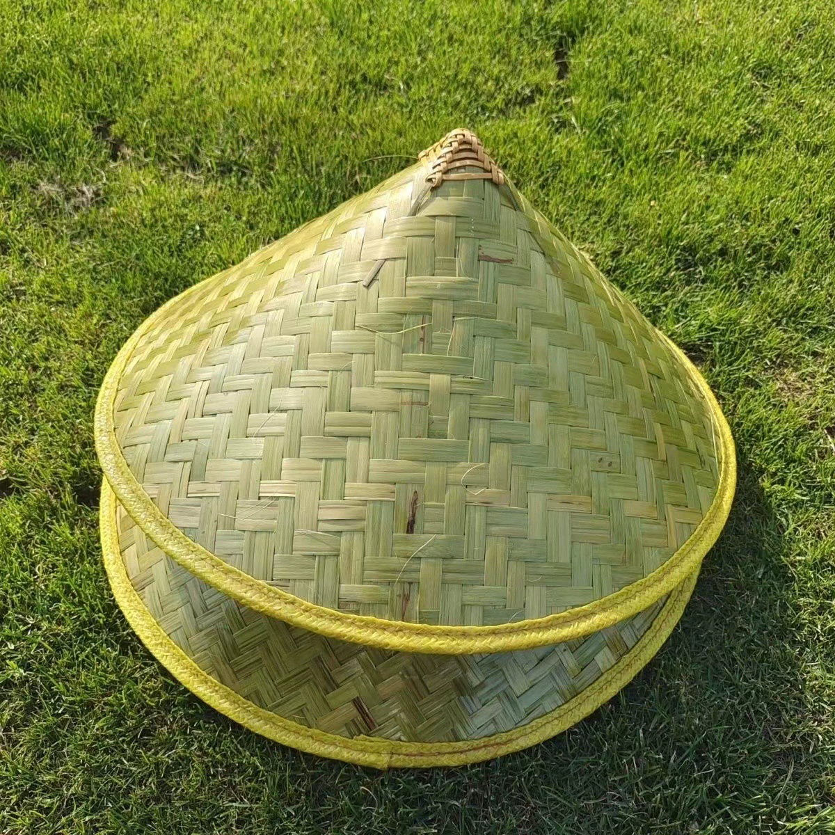 Бамбуковая тканая Зеленая кожаная шляпа-ведро, летняя Солнцезащитная соломенная шляпа ручной работы, сельскохозяйственная уличная рыболовная шляпа, производитель в наличии