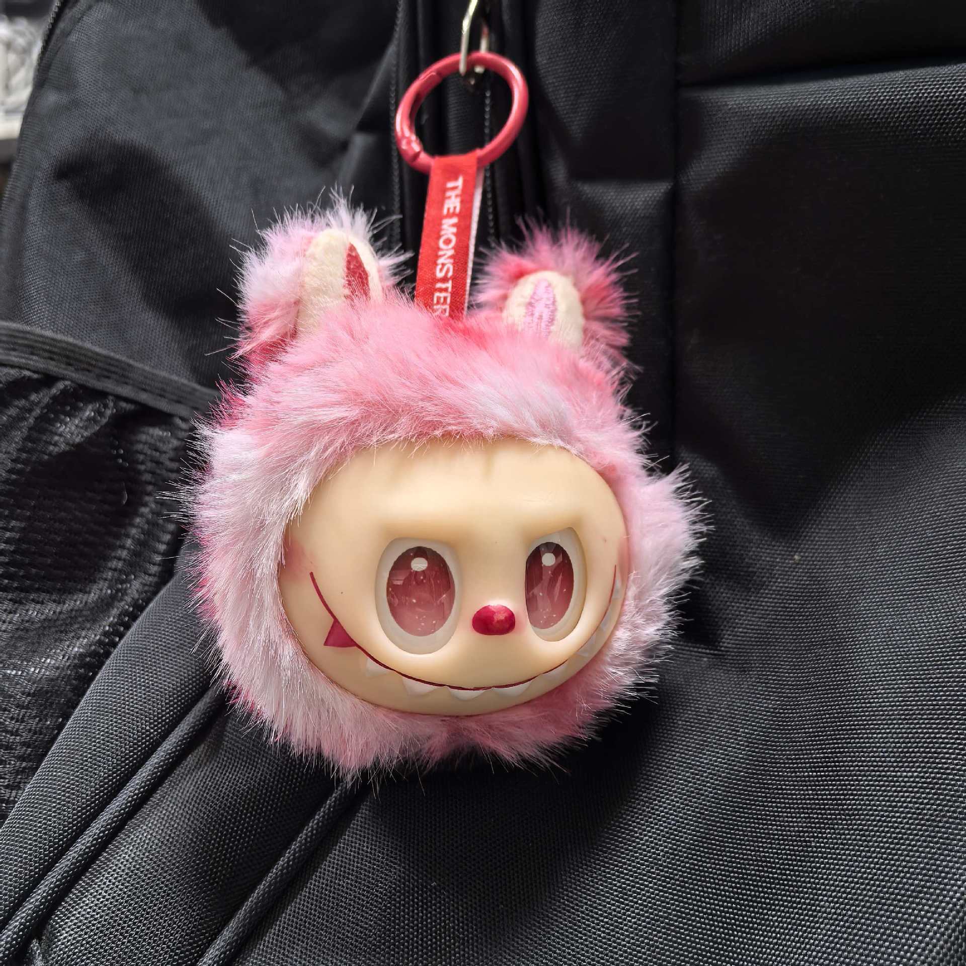 3 generaciones de colgantes de peluche labubu barraca explosiva muñeca conejo pellizco muñeca regalos pellizco música