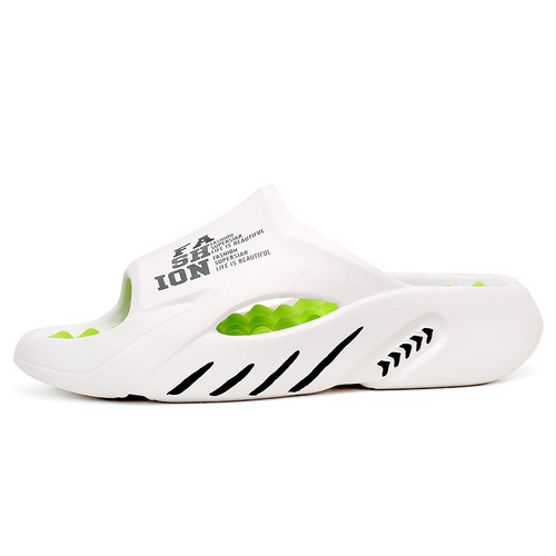 Men's Summer Outdoor Trendy Internet-Famous Super-Hot Sports Slippers—Soft, Non-Slip, Breathable, Large-Size Sandals for Outdoor Beach Use