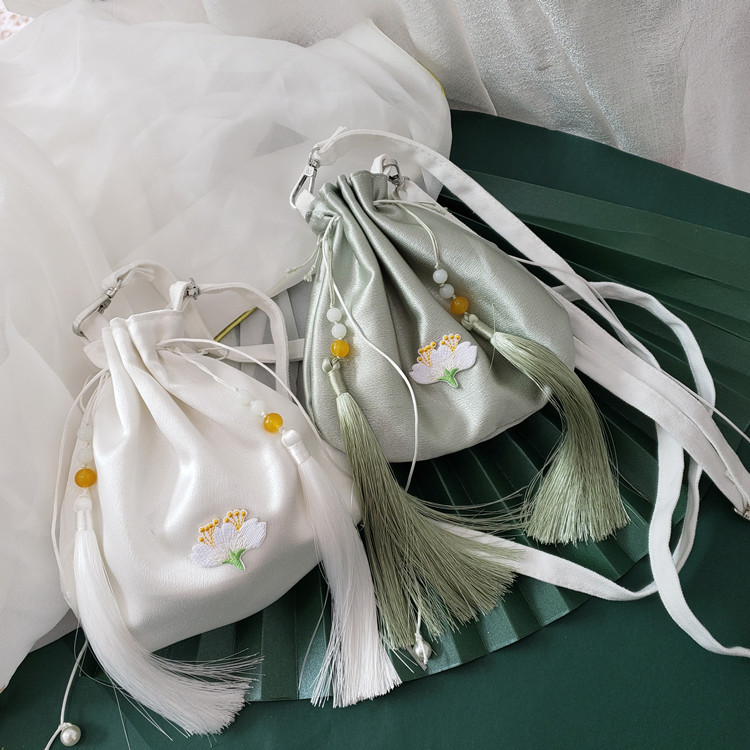 Nuevo estilo chino satén hanfu bolsa Dinastía Song bolsa bordada borla bolsa con hanfu pequeña bolsa redonda estilo antiguo bolsa crossbody