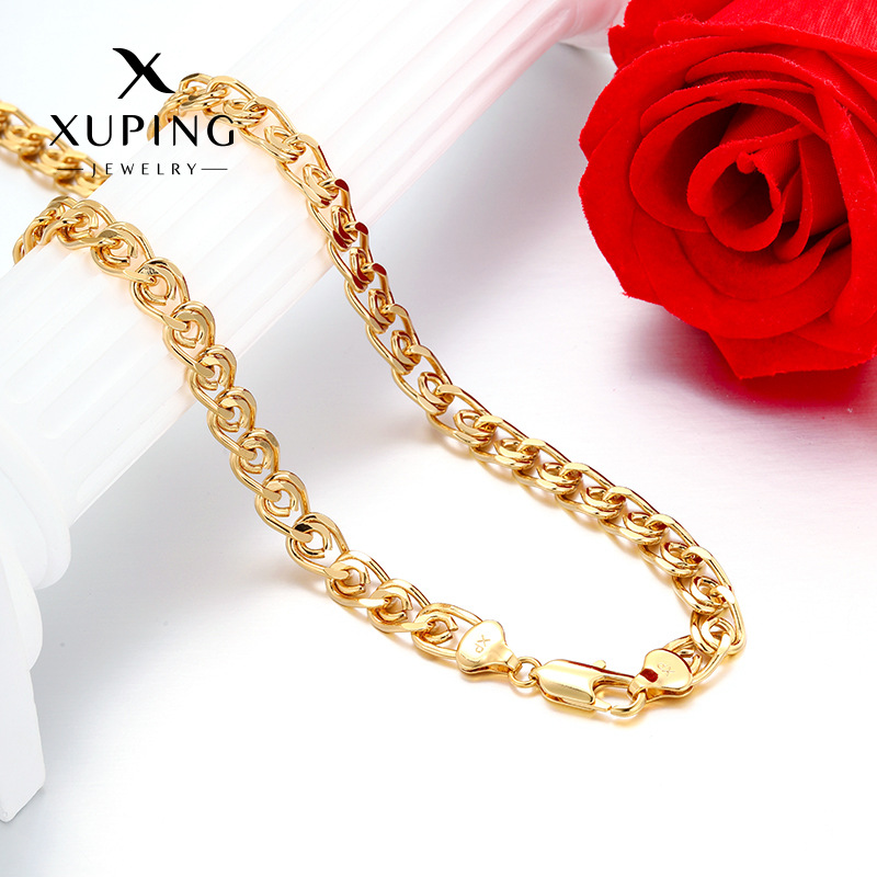 Xuping Europa y los Estados Unidos transfronterizos aleación de cobre chapado 24k collar de personalidad simple diaria imitación de oro ligero collar de lujo al por mayor