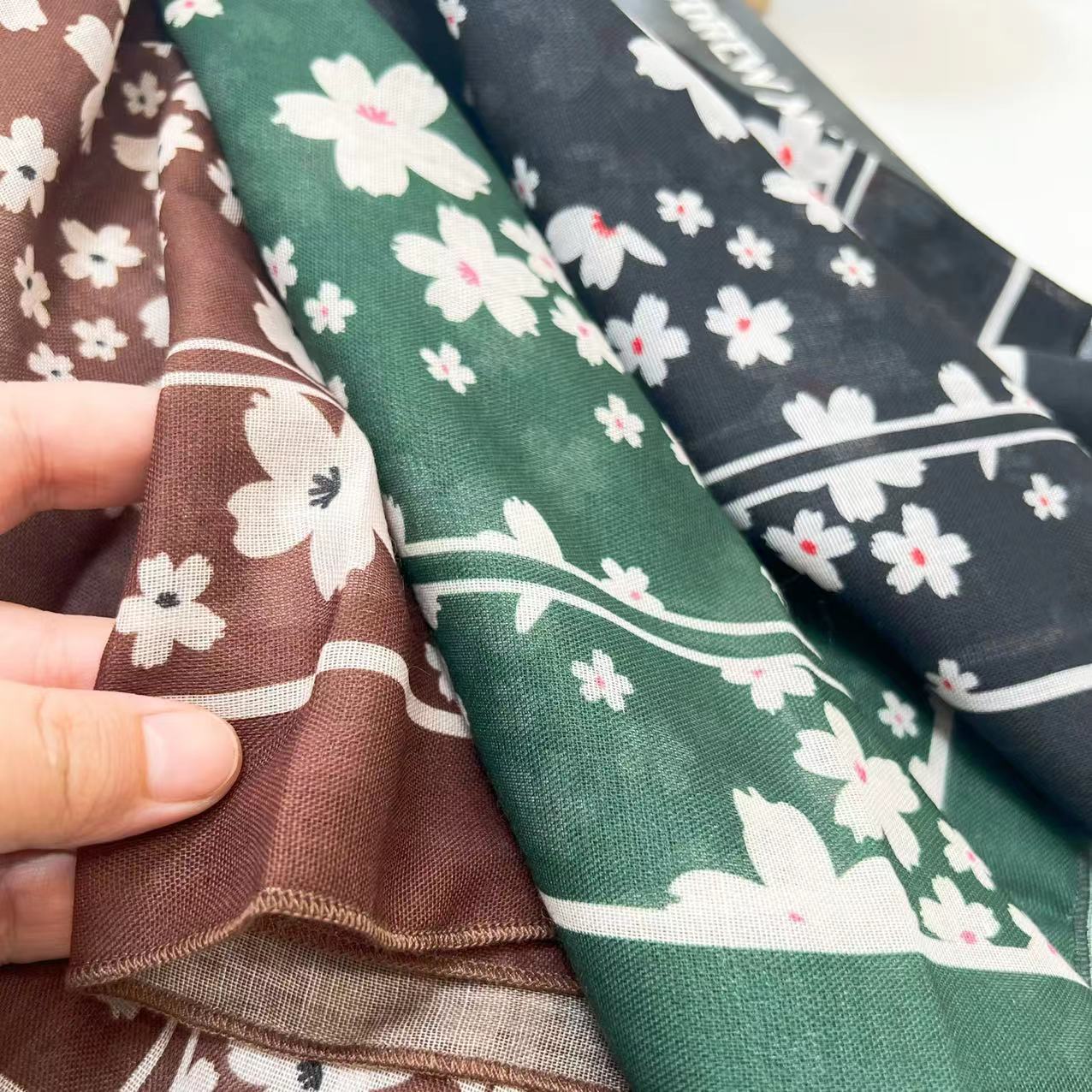 60g Weight Kerchief Classification Daily Occasion cotton and linen Material Flower Pattern Summer Season Women's Gender IG Style Style Women's IG Style Flower Cotton And Linen Kerchief 80