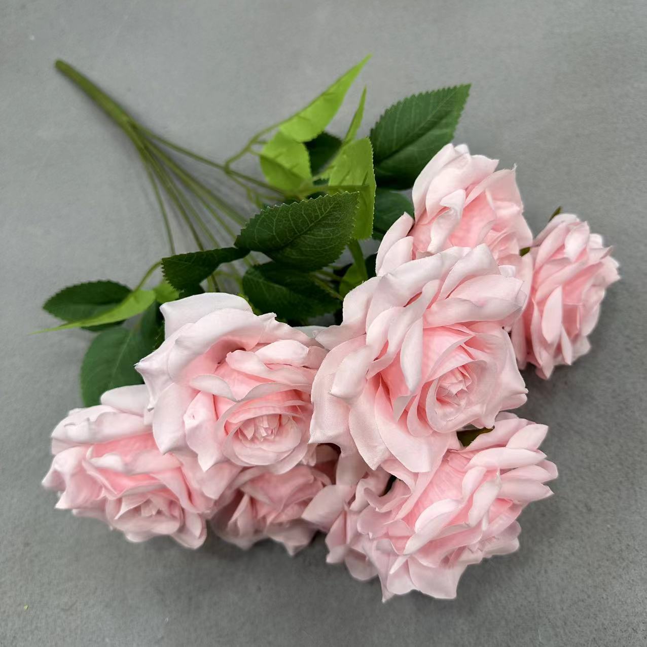 Ramo de Rosas Artificiales 9 Cabezas de Seda Decorativo para Bodas