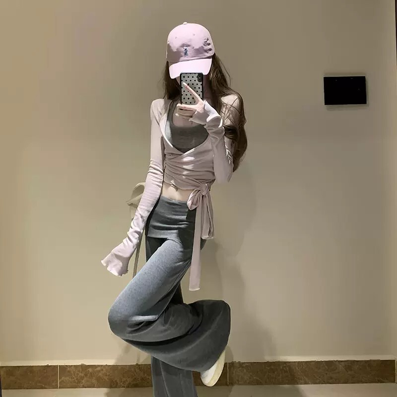 New Korean-Style Casual Suit for Women, Autumn Gray Wide-Leg Pants Two-Piece Set, Slimming and Fashionable Outfit with Long-Sleeve Top New Korean-Style Casual Suit for Women, Autumn Gray Wide-Leg Pants Two-Piece Set, Slimming and Fashionable Outfit with Long-Sleeve Top