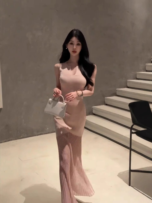 生日订婚礼服高端轻奢小众长裙女夏海边度假风法式宴会粉色连衣裙|undefined