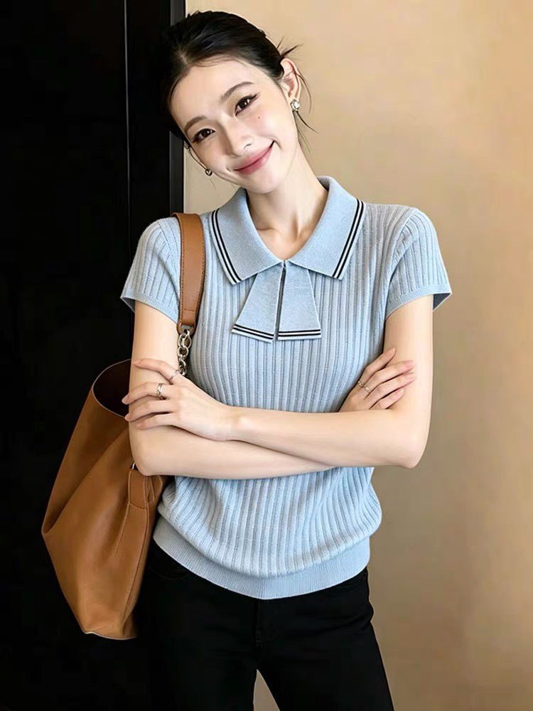 Áo thun nữ tay ngắn cổ bẻ nơ lụa, chất liệu sợi mát mùa hè — xanh lam