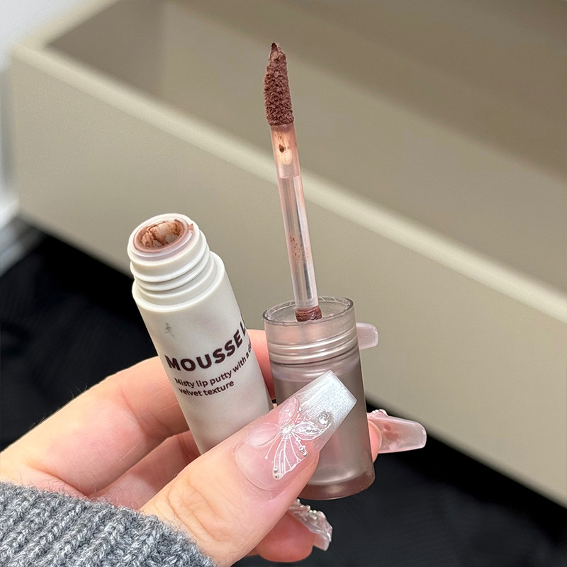 DIXI mousse de niebla suave, barro de labios mate mate, maquillaje blanco, barro de labios, lápiz labial, fabricante de maquillaje transfronterizo al por mayor