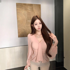 温柔风粉色v领长袖T恤女秋季弹力修身打底衫纯欲小众显瘦绝美上衣