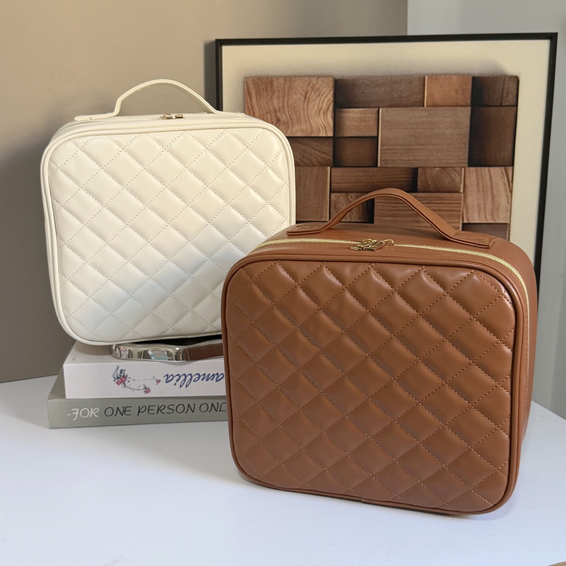 Caja de maquillaje de alto valor facial con lámpara LED, maquillaje profesional de gran capacidad, viaje de negocios, caja de almacenamiento de maquillaje portátil
