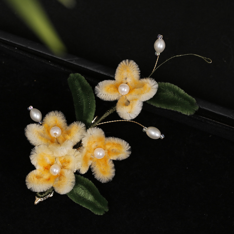 New Antique Style Simulation Osmanthus Handmade Single Clip Cheongsam Hanfu Ancient Clothing Accessories Super Fairy Sweet Ancient Clothing Clip Accessories