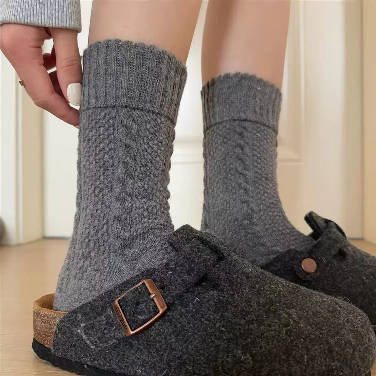 Цветные тёплые зимние брендовые гольфы до колена, корейский стиль, средней длины
