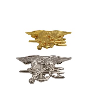 American Airlines sea and air pilot badge American metal badge nautical fans collection metal