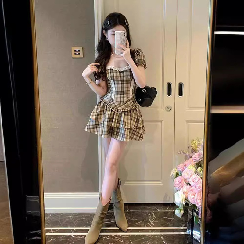 Sweetheart Plaid Dress Vintage Suit Elegant Short-sleeved Shirt Women's Ruffled Puffy Skirt Two-piece Set