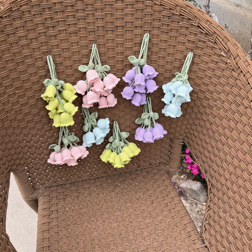 New crocheted doll line pendant, lily of the valley flower multi-color keychain, car bag bag pendant, creative girly gift