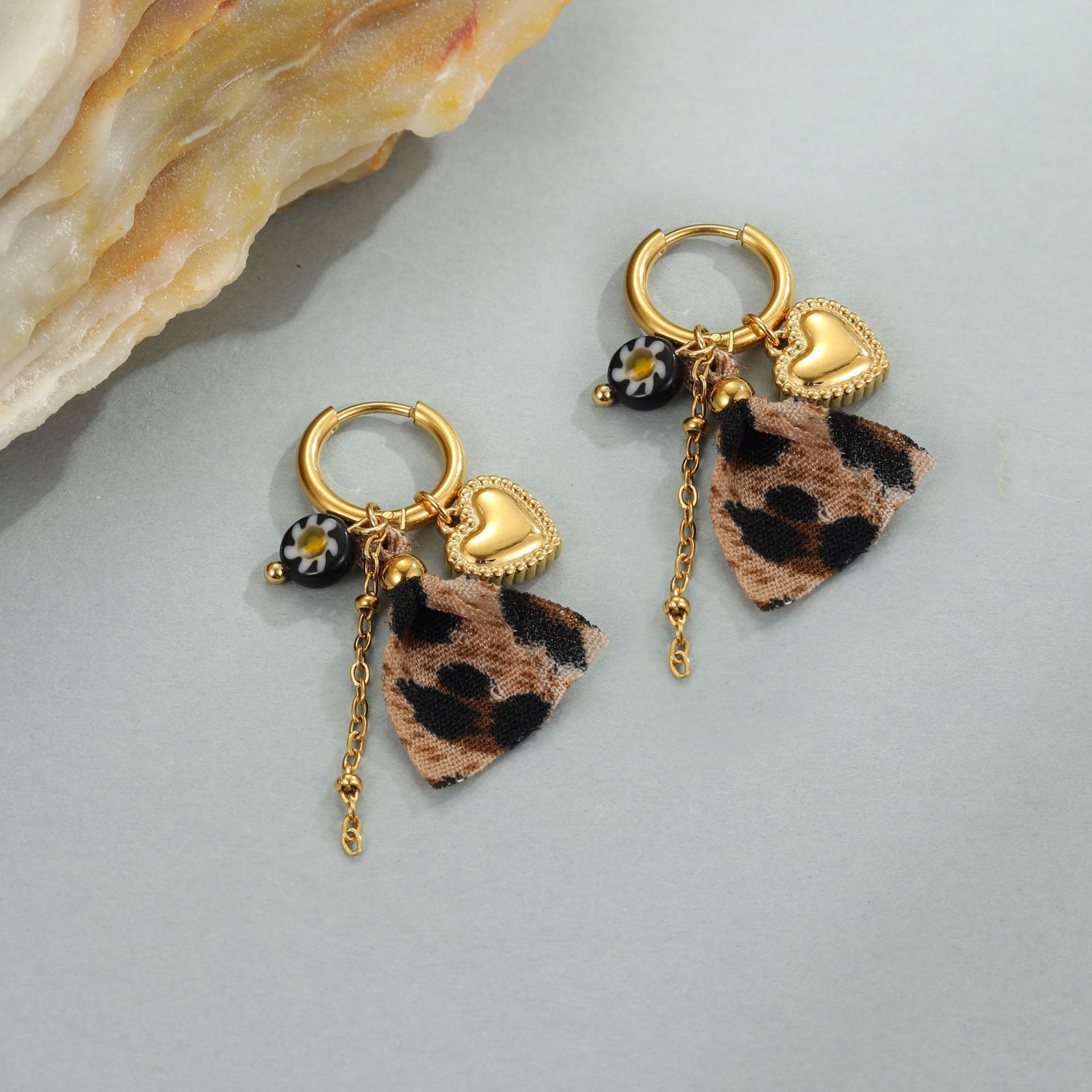 Serie di gioielli con stampa leopardata, orecchini ad anello, orecchini a bottone, collana, ciondolo Love Sun, orecchini in acciaio inossidabile, anello in acciaio al titanio, gioielli per le orecchie_voghion.com