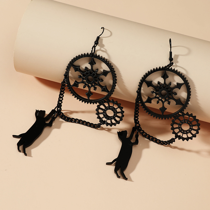 Fashion  Black Industrial Gear Cat Earrings European And American Personality Exaggerated Resin Earrings display picture 7