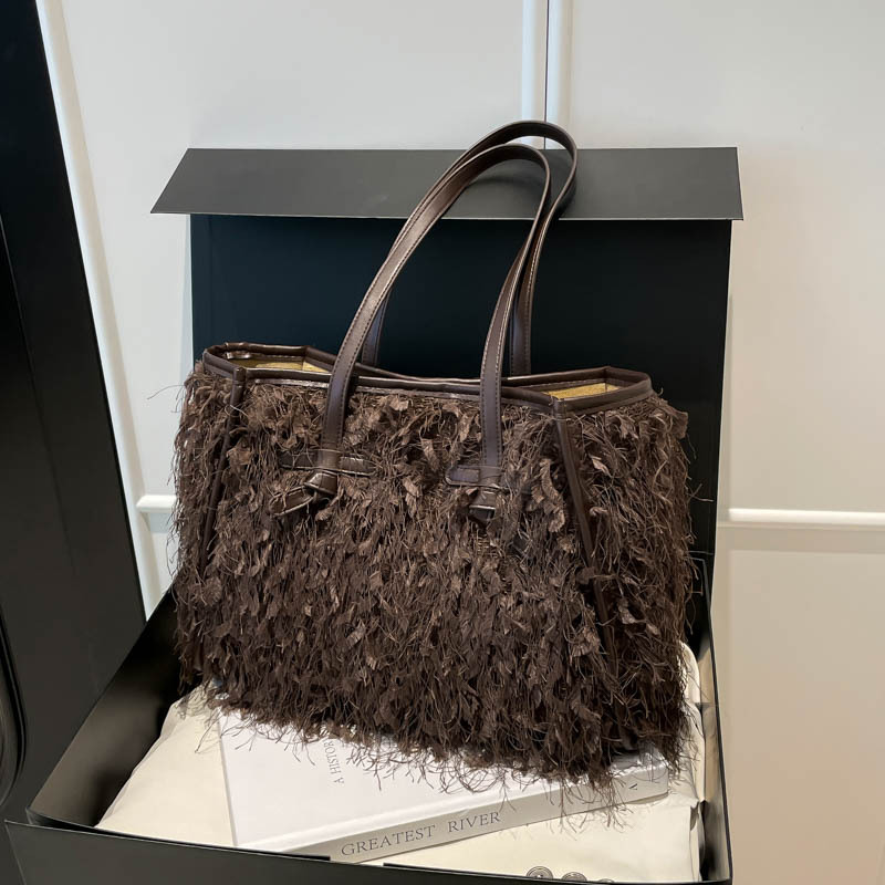 Bolsas de tote bolsas de peluche bolsas de hombro de mujer bolsas de peluche portátiles bolsas de lana de moda popular bolsas de tote de gran capacidad