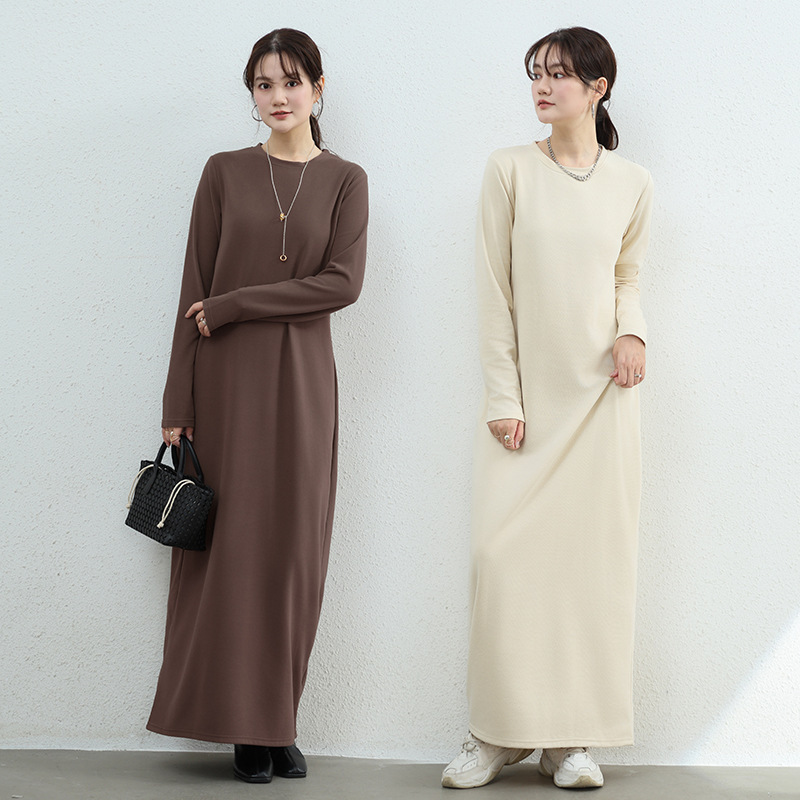 Autumn and Winter New Style Vertical Striped German Velvet Long-Sleeve Long Dress for Women, Japanese and Korean Style, Loose Fit, Slimming, Round Neck, Large Hem A-Line Dress Autumn and Winter New Style Vertical Striped German Velvet Long-Sleeve Long Dress for Women, Japanese and Korean Style, Loose Fit, Slimming, Round Neck, Large Hem A-Line Dress