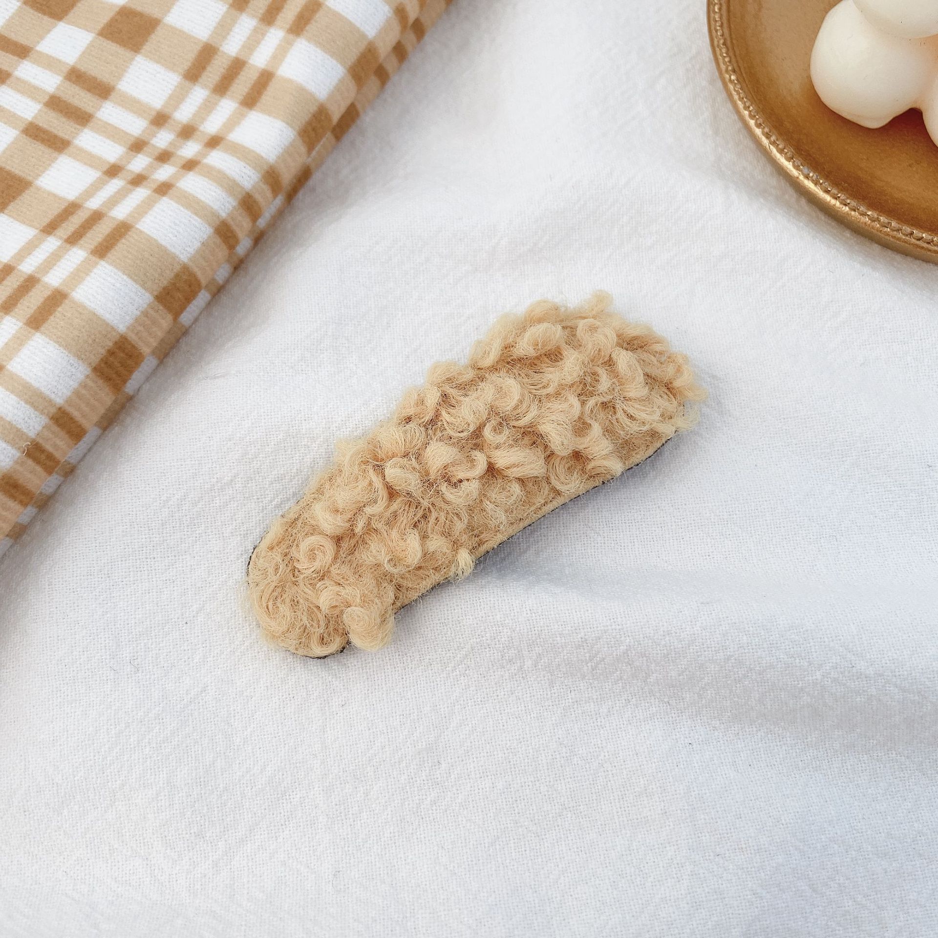 Horquilla peluda de las mujeres sombreros de estilo coreano lindo tejido de horquilla de pato amarillo flequillos clip pequeño lado otoño e invierno accesorios para el cabello mujeres