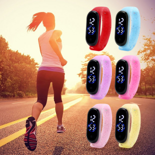 Retail Drop Shipping Silicone Digital Bracelet Watch Led Outdoor Sports Watch New Casual Waterproof Bracelet Watch
