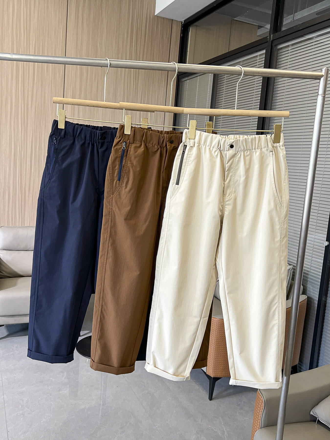 Herrenbekleidung Outdoor lockere Damen kleine gerade Silhouette schnelltrocknende Matrixgitter verschleißfeste atmungsaktive Freizeithose_voghion.com