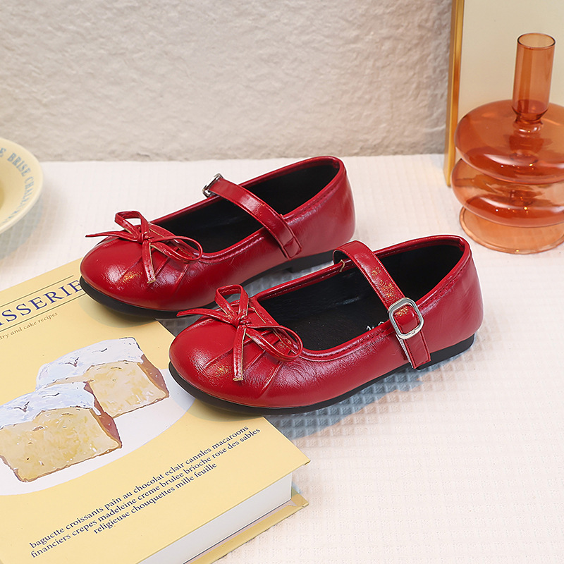 2026 Spring and Autumn New Girls' Performance Shoes Dance Shoes Mary Jane Shoes Red Leather Shoes Versatile New Year Shoes