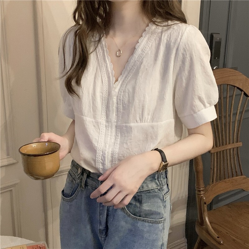Summer 2025 New V Neck Lace Puff Sleeve White Shirt Design Niche Light Mature Short-Sleeved Shirt Top for Women