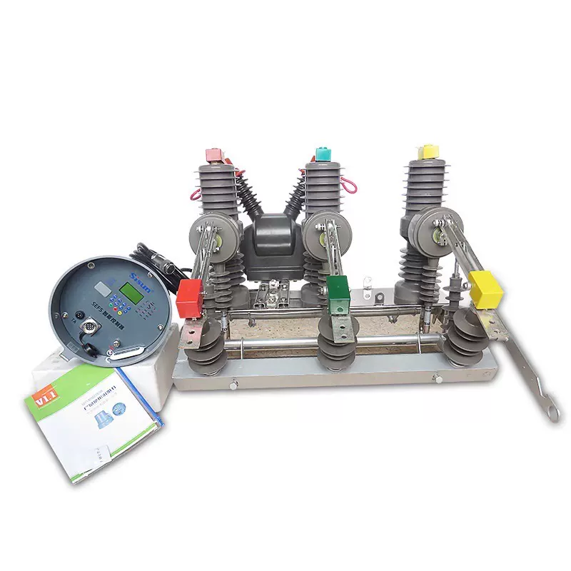 欧杰朗 ZW32-12F/630 户外电动智能看门狗10KV柱上高压真空断路器