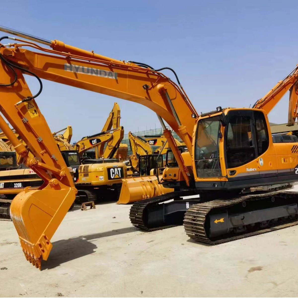 Excavadora Hyundai HYUNDAI 220 - 9 de segunda mano 305 - 9 Hyundai Doosan 225 gancho exportación nacional y extranjera
