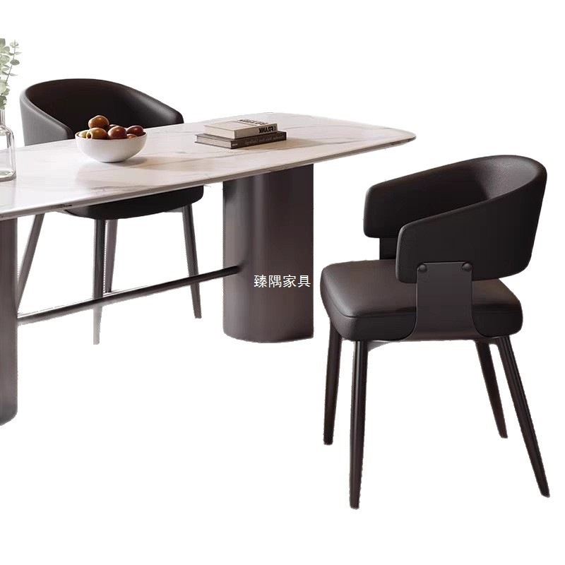Mesa y silla de comedor minimalistas italianos 2025 nuevo estilo de lujo ligero de alto nivel sensación de respaldo casero taburetes de té silla de respaldo medieval