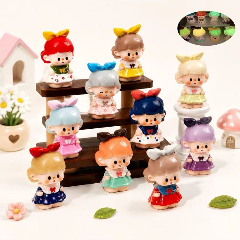 Cute Cartoon Glow-In-The-Dark Bow Princess Dress DIY Keychain Doll Desktop Ornament Blind Box