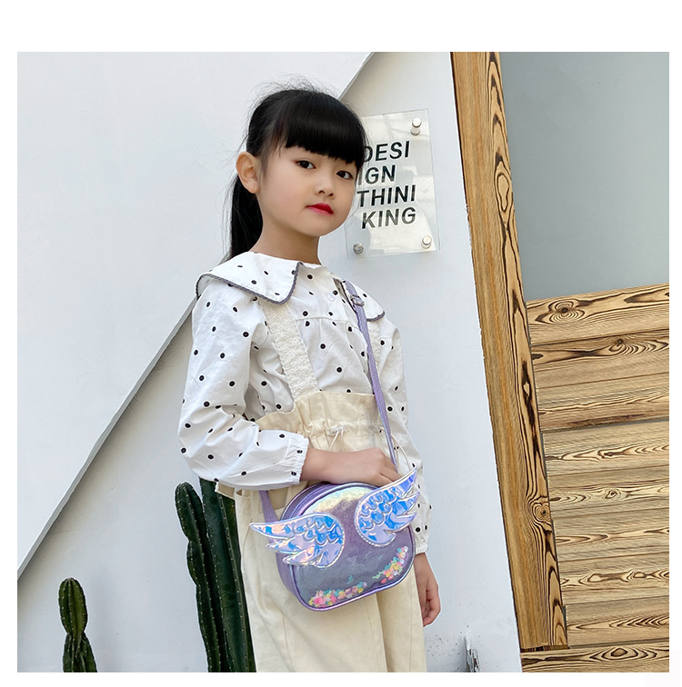 Girl'S Small Pu Leather Wings Cute Sequins Round Zipper Crossbody Bag display picture 9