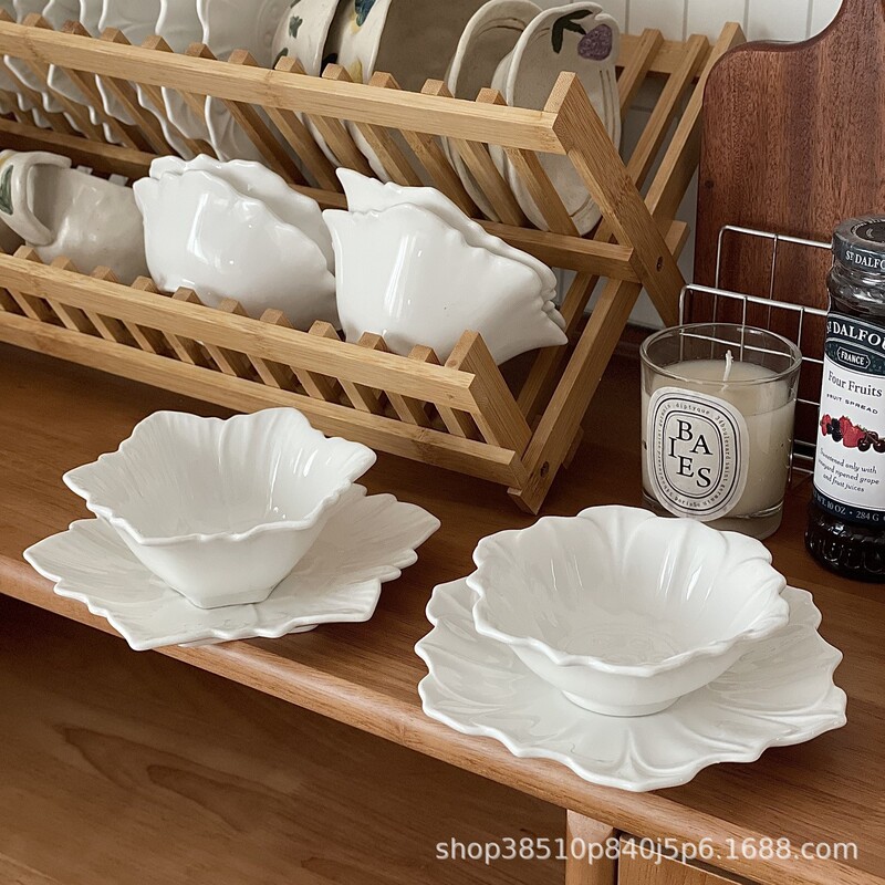 French Ins Style Pure White Ceramic Embossed Flower-Shaped Dish Set Bird's Nest Bowl Chinese Afternoon Tea Sugar Water Bowl and Plate