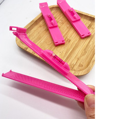 DIY hair styling tools, bangs trim leveler, level bang trimmer, level hair trimmer, bang comb, bang trimmer