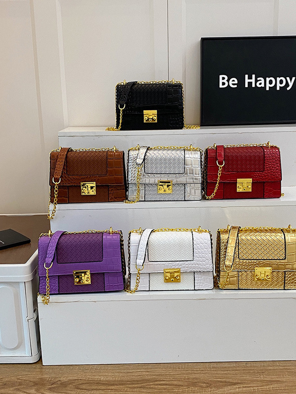 クロスボーダーの小さいカバンの女性の卸売りのbags2025新型のファッションは小さい方のカバンの女性の肩を斜めに掛けてチェーンのカバンを編みます。|undefined