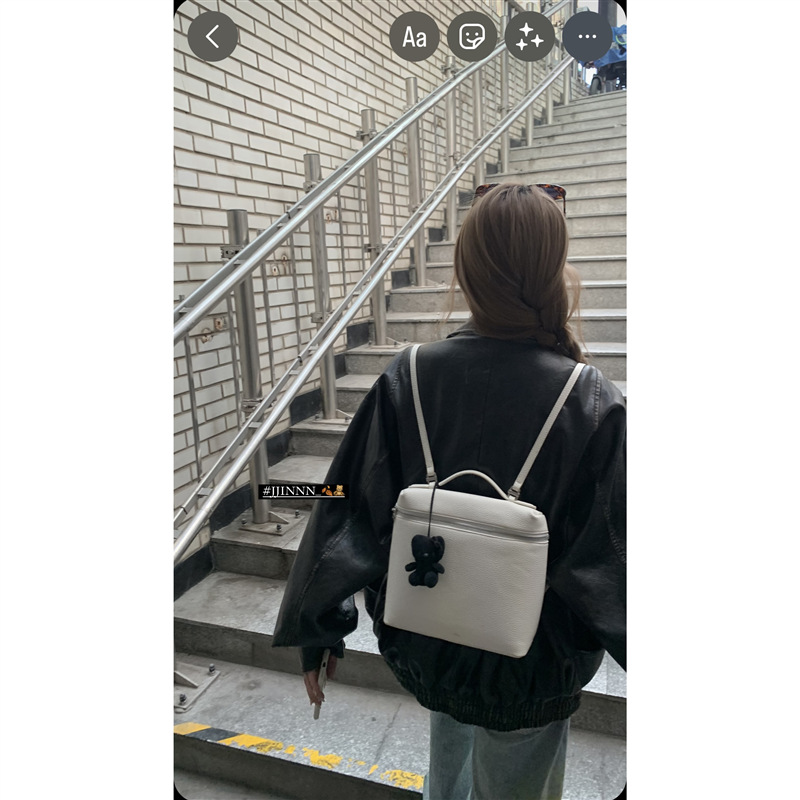 펜던트없는 밀크 쉐이크 화이트