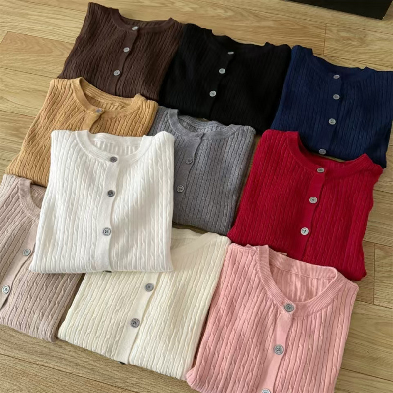 Solid Color Threaded Round Neck Knitwear Women's 2025 Spring & Fall New Loose Retro Lazy Style Age-Reducing Knitwear Top