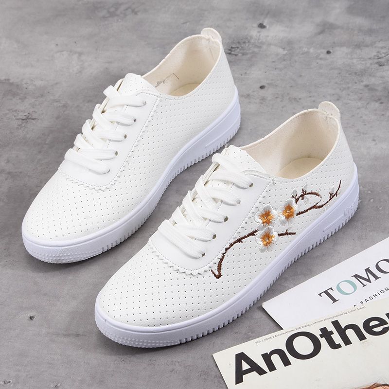 Primavera y verano nuevos zapatos blancos de cuero de mujer huecos zapatos de malla transpirables zapatos de estudiantes con suela suave antideslizante zapatos de mujer coreanos image 1