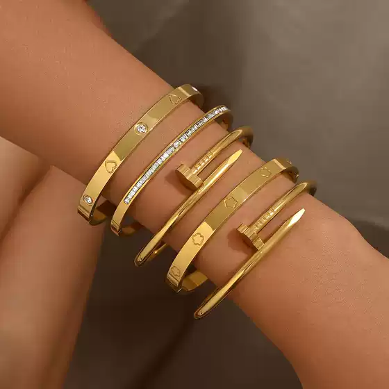 Cross-border stainless steel gold bracelet suit studded nails small waist clover bracelet gold bangles