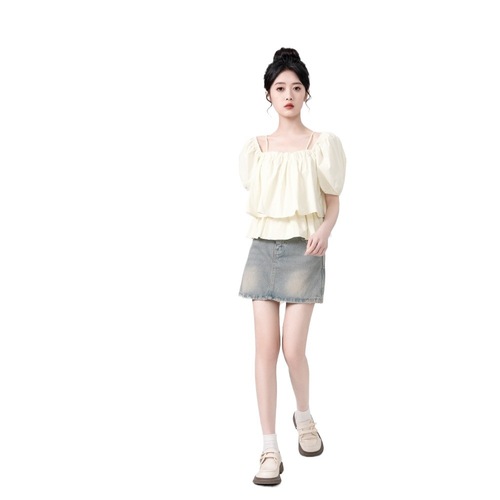 Apricot One-Shoulder Straps Bubble Sleeve Girls' Summer 2025 Unique Square Collar Short-Sleeve Shirt Short Top