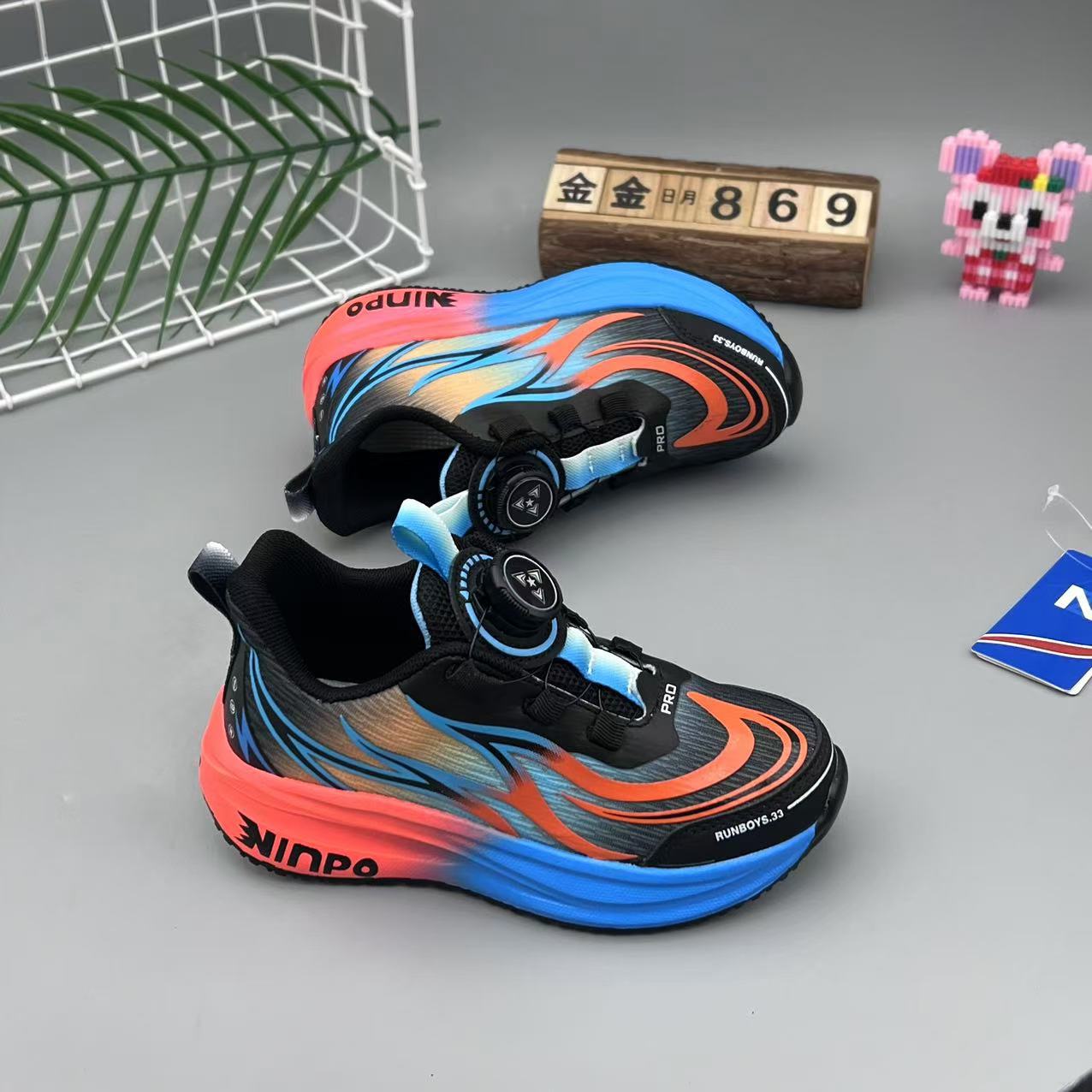 Sports breathable ultra light basketball children's sneakers for men…