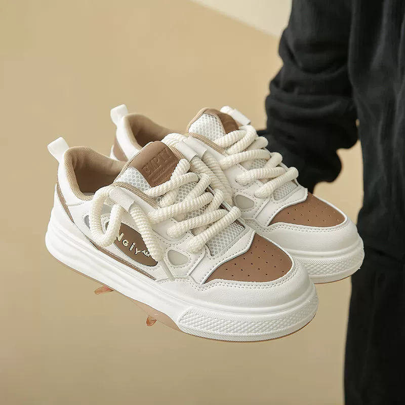 Школьная обувь для отдыха в стиле кампуса 2024 летом дышащая супер легкая и удобная женская обувь тонкая плоская подошва