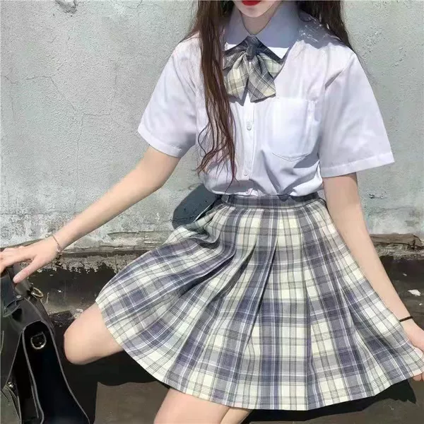 Skirt, bow tie, socks, with short sleeve