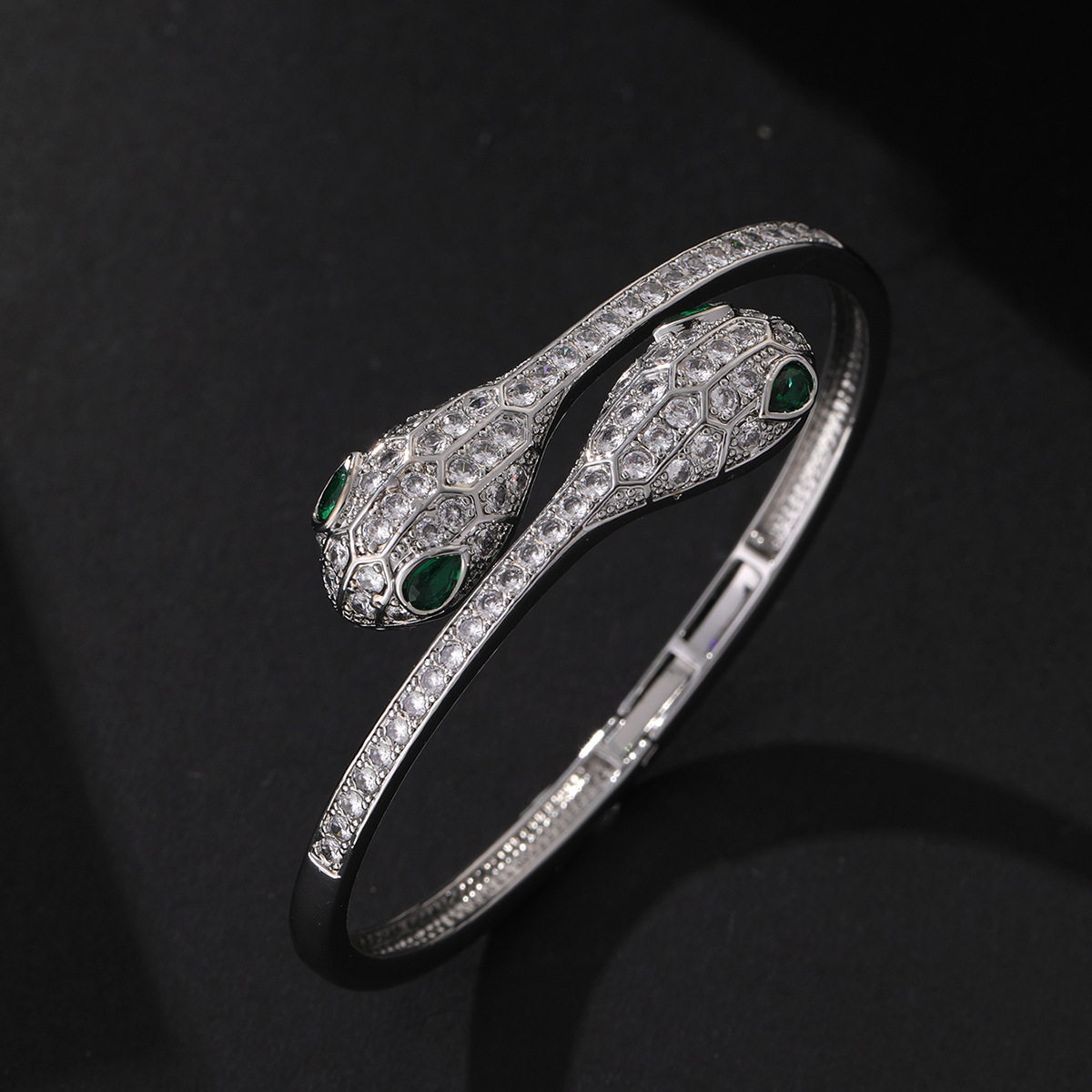 fashionable classic bracelet